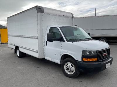 GMC G33903 Box Truck - 401HP, 6 Speed Automatic, Roll up Door