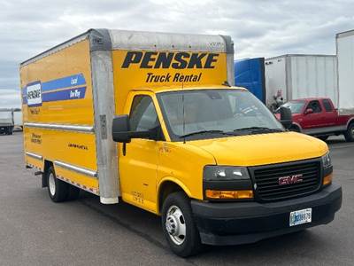 GMC G33903 Box Truck - 401HP, 6 Speed Automatic, Roll up Door