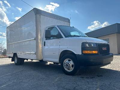 GMC G33903 Box Truck - 401HP, 6 Speed Automatic, Roll up Door