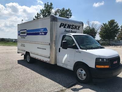 GMC G33903 Box Truck - 401HP, 6 Speed Automatic, Roll up Door