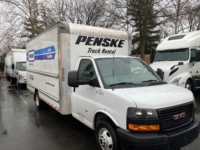 GMC G33903 Box Truck - 401HP, 6 Speed Automatic, Roll up Door