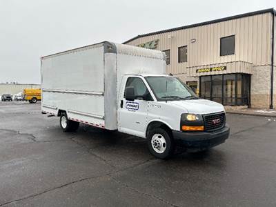 GMC G33903 Box Truck - 401HP, 6 Speed Automatic, Roll up Door