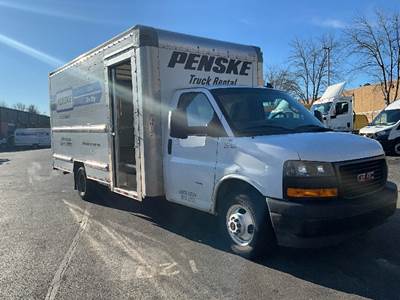 GMC G33903 Box Truck - 401HP, 6 Speed Automatic, Roll up Door