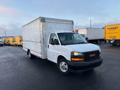 GMC G33903 Box Truck - 401HP, 6 Speed Automatic, Roll up Door