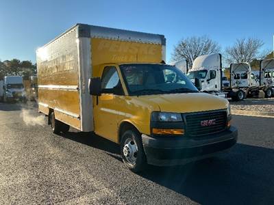 GMC G33903 Box Truck - 401HP, 6 Speed Automatic, Roll up Door