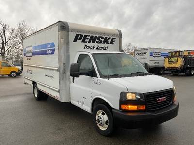 GMC G33903 Box Truck - 401HP, 6 Speed Automatic, Roll up Door