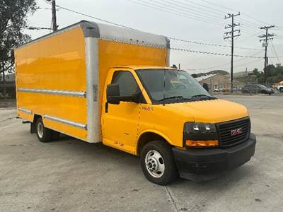 GMC G33903 Box Truck - 401HP, 6 Speed Automatic, Roll up Door
