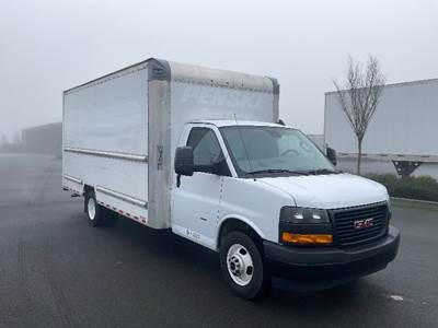GMC G33903 Box Truck - 401HP, 6 Speed Automatic, Roll up Door