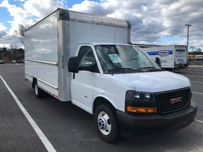 GMC G33903 Box Truck - 401HP, 6 Speed Automatic, Roll up Door
