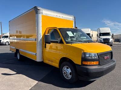 GMC G33903 Box Truck - 401HP, 6 Speed Automatic, Roll up Door