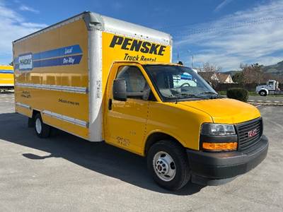 GMC G33903 Box Truck - 401HP, 6 Speed Automatic, Roll up Door