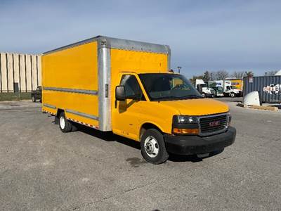 GMC G33903 Box Truck - 401HP, 6 Speed Automatic, Roll up Door