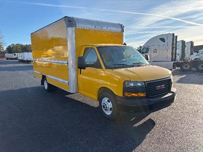 GMC G33903 Box Truck - 401HP, 6 Speed Automatic, Roll up Door