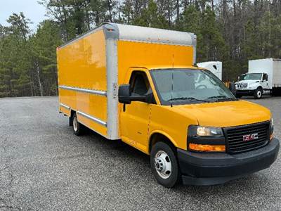 GMC G33903 Box Truck - 401HP, 6 Speed Automatic, Roll up Door