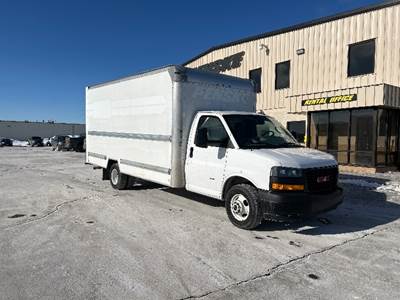 GMC G33903 Box Truck - 401HP, 6 Speed Automatic, Roll up Door