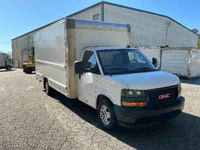 GMC G33903 Box Truck - 401HP, 6 Speed Automatic, Roll up Door