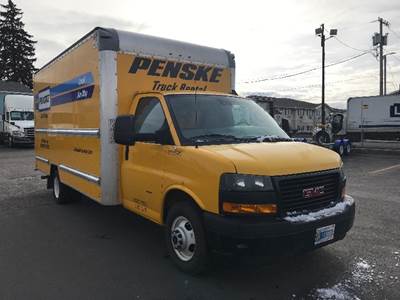 GMC G33903 Box Truck - 401HP, 6 Speed Automatic, Roll up Door
