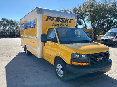 GMC G33903 Box Truck - 401HP, 6 Speed Automatic, Roll up Door