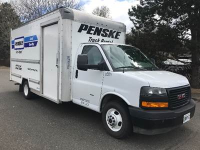GMC G33903 Box Truck - 401HP, 6 Speed Automatic, Roll up Door