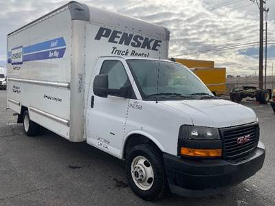 GMC G33903 Box Truck - 401HP, 6 Speed Automatic, Roll up Door