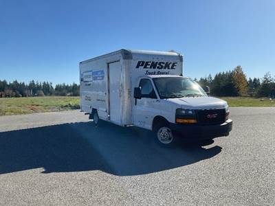 GMC G33903 Box Truck - 401HP, 6 Speed Automatic, Roll up Door