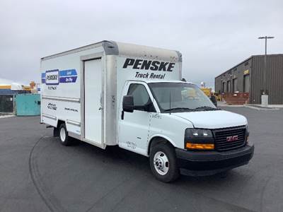 GMC G33903 Box Truck - 401HP, 6 Speed Automatic, Roll up Door