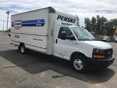 GMC G33903 Box Truck - 401HP, 6 Speed Automatic, Roll up Door