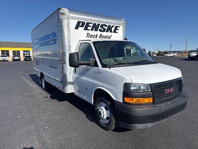 GMC G33903 Box Truck - 401HP, 6 Speed Automatic, Roll up Door
