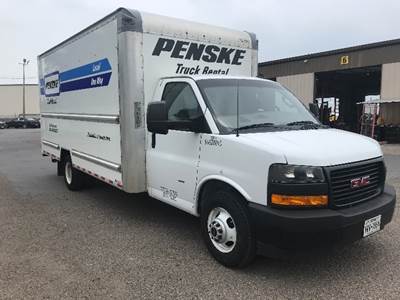 GMC G33903 Box Truck - 401HP, 6 Speed Automatic, Roll up Door