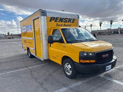 GMC G33903 Box Truck - 401HP, 6 Speed Automatic, Roll up Door