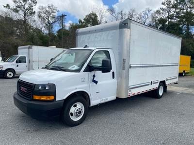 GMC G33903 Box Truck - 401HP, 6 Speed Automatic, Roll up Door