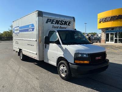 GMC G33903 Box Truck - 401HP, 6 Speed Automatic, Roll up Door