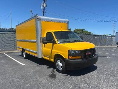 GMC G33903 Box Truck - 401HP, 6 Speed Automatic, Roll up Door