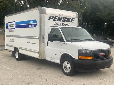 GMC G33903 Box Truck - 401HP, 6 Speed Automatic, Roll up Door