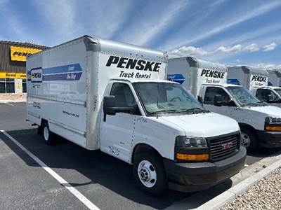 GMC G33903 Box Truck - 401HP, 6 Speed Automatic, Roll up Door
