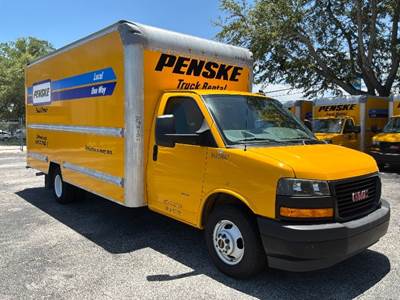 GMC G33903 Box Truck - 401HP, 6 Speed Automatic, Roll up Door