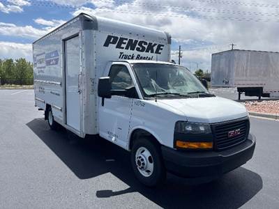 GMC G33903 Box Truck - 401HP, 6 Speed Automatic, Roll up Door