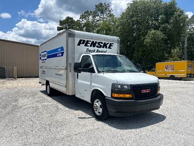 GMC G33903 Box Truck - 401HP, 6 Speed Automatic, Roll up Door