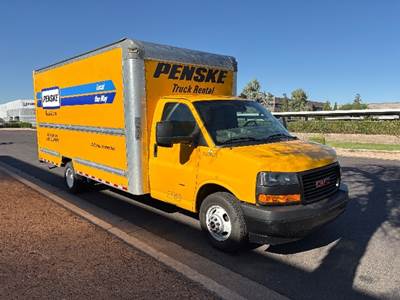 GMC G33903 Box Truck - 401HP, 6 Speed Automatic, Roll up Door