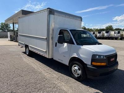 GMC G33903 Box Truck - 401HP, 6 Speed Automatic, Roll up Door