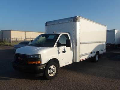 GMC G33903 Box Truck - 401HP, 6 Speed Automatic, Roll up Door