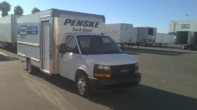GMC G33903 Box Truck - 401HP, 6 Speed Automatic, Roll up Door