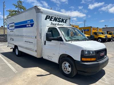 GMC G33903 Box Truck - 401HP, 6 Speed Automatic, Roll up Door
