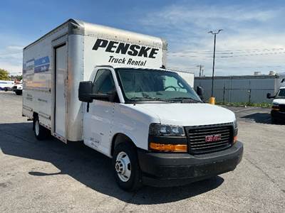 GMC G33903 Box Truck - 401HP, 6 Speed Automatic, Roll up Door