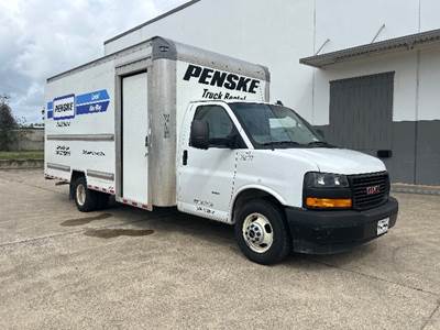 GMC G33903 Box Truck - 401HP, 6 Speed Automatic, Roll up Door