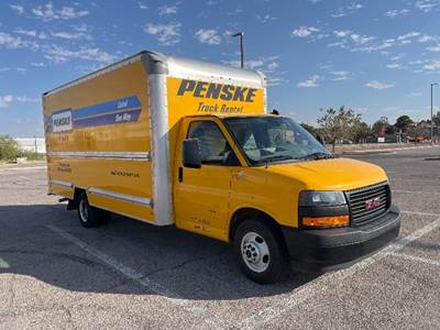 GMC G33903 Box Truck - 401HP, 6 Speed Automatic, Roll up Door