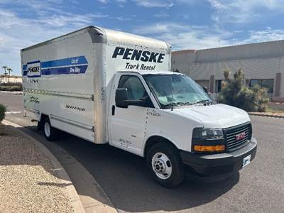 GMC G33903 Box Truck - 401HP, 6 Speed Automatic, Roll up Door