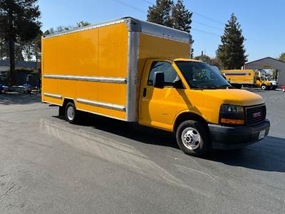 GMC G33903 Box Truck - 401HP, 6 Speed Automatic, Roll up Door