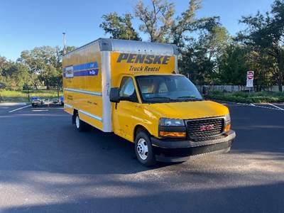 GMC G33903 Box Truck - 401HP, 6 Speed Automatic, Roll up Door
