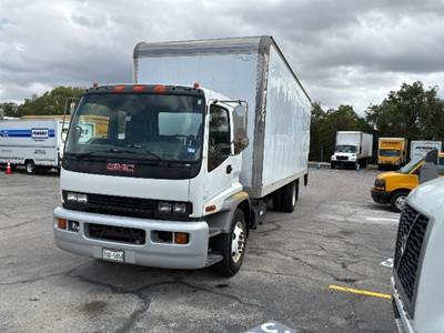 GMC T7F042 Box Truck - 6 Speed Automatic, Roll up Door